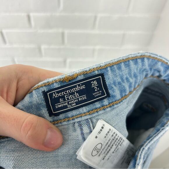 Abercrombie & Fitch Simone High Rise Slim Distressed Jeans Size 26/2 - Picture 3 of 10